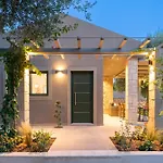 Menda Villa