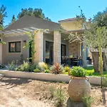 Menda Villa